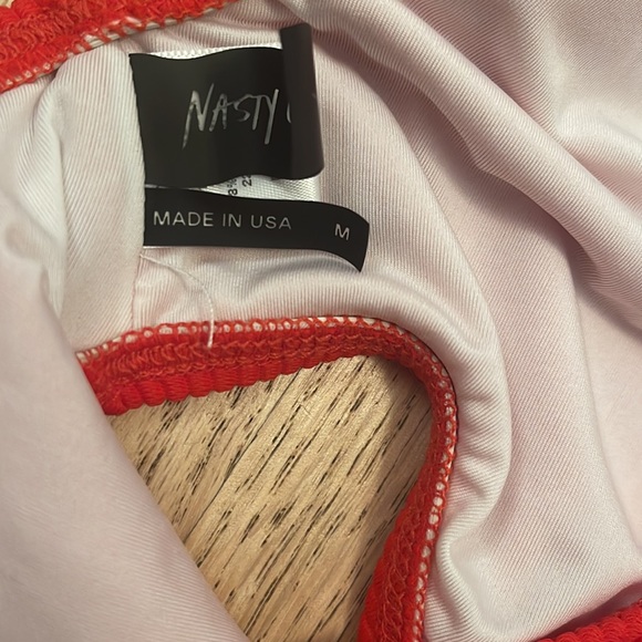 ♻️DONATED DEC. 2023♻️ 
Nastygal high cut one piece swimsuit size M - Picture 3 of 5